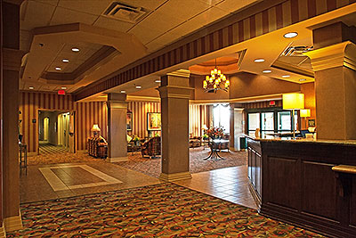 Holiday Inn & Suites Bolingbrook